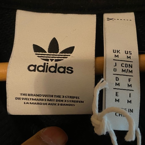 Adidas crew sweater size: Medium - Picture 3 of 4